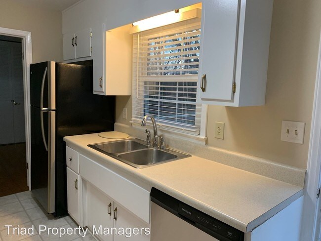 Foto del edificio - 3 br, 2 bath House - 4012 Sedgewood Lane