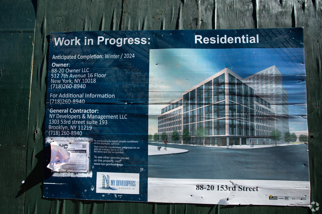 Building Photo - 88-20 153 St