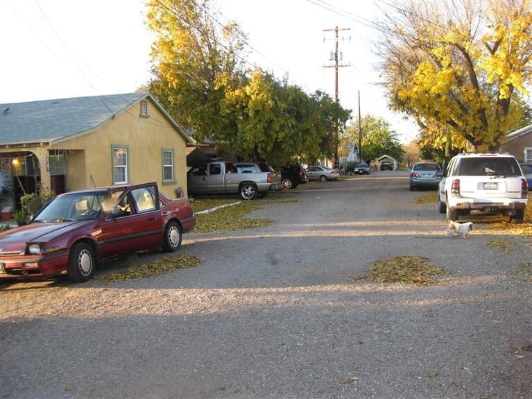 Primary Photo - 5611-5643 E Highway 26