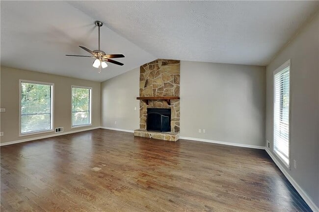 Building Photo - 1703 Cumberland Trce