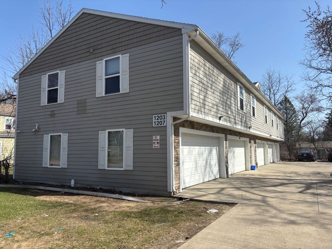 Foto principal - 1207-1207 Euclid Ave