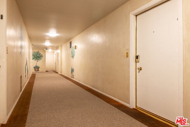 Foto del edificio - 1255 10th St