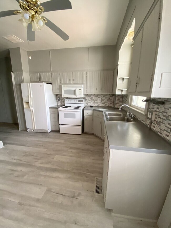 Foto del edificio - 3 Bedroom Duplex