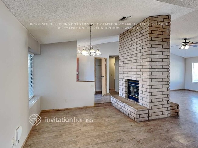 Building Photo - 832 Anchor Dr