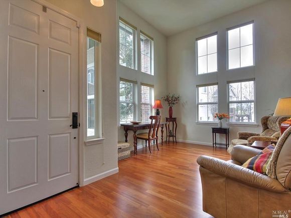 Large windows throughout - 220 Wood Street, #601