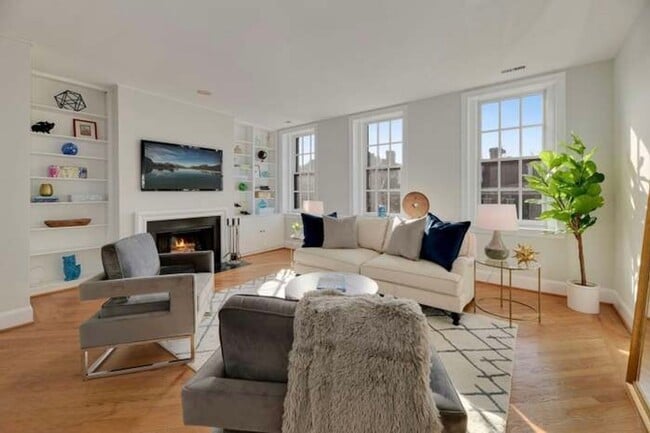 Foto del edificio - 2115 S St NW