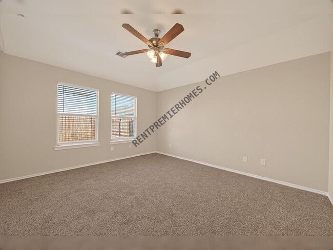 Building Photo - 2730 Morgensen Dr