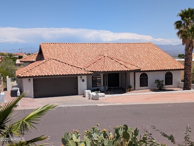 Foto del edificio - 15704 Cholla Dr
