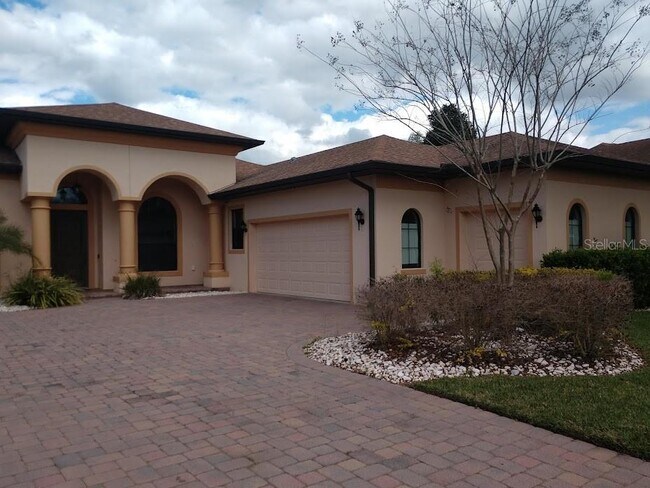 Building Photo - 38933 Harborwoods Pl