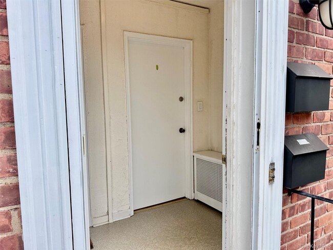 Building Photo - 255-55 75th Ave