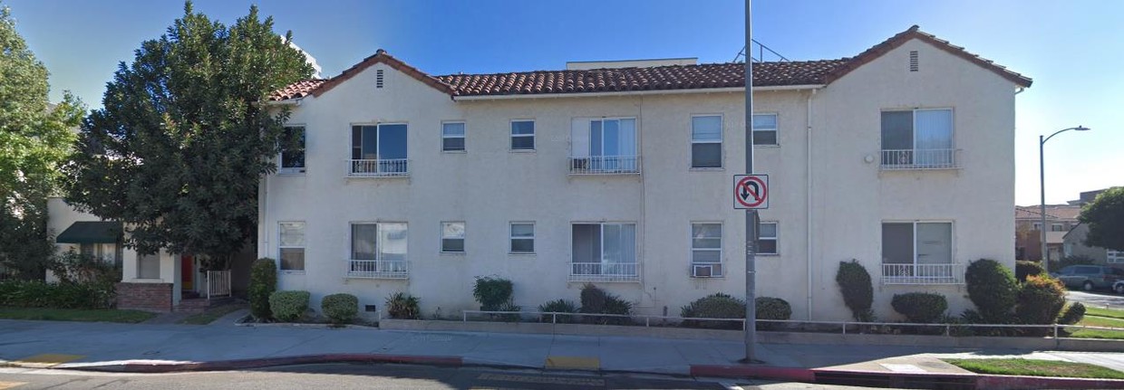 Primary Photo - 375 W Doran St