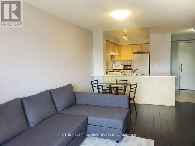 Building Photo - 51 Saddlecreek Dr