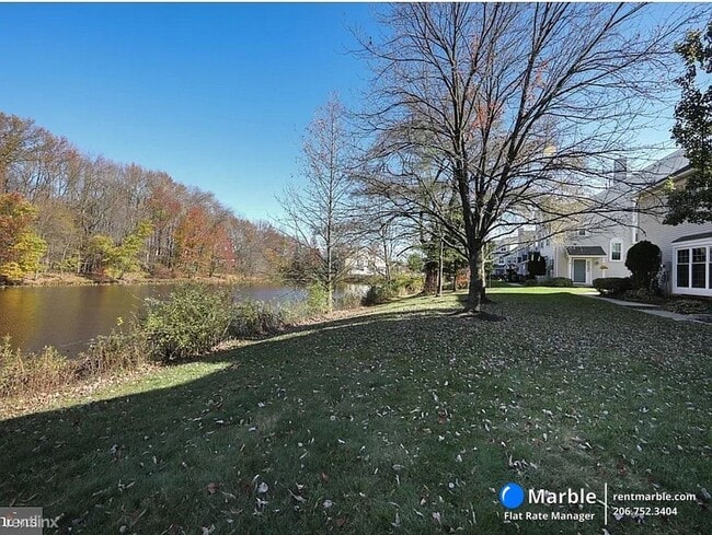 Building Photo - 3 br, 2.5 bath Condo - 608 Oswego Ct