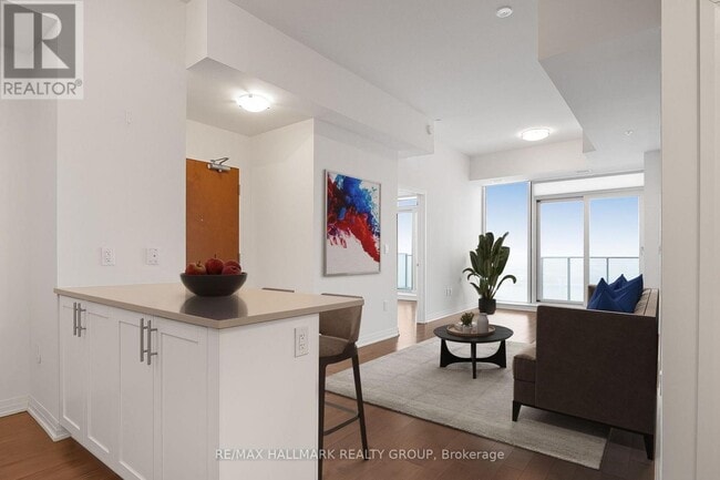 Photo du bâtiment - 805 Carling Ave