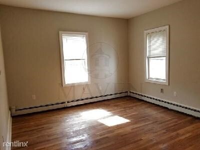 Foto del edificio - 42 Dana St