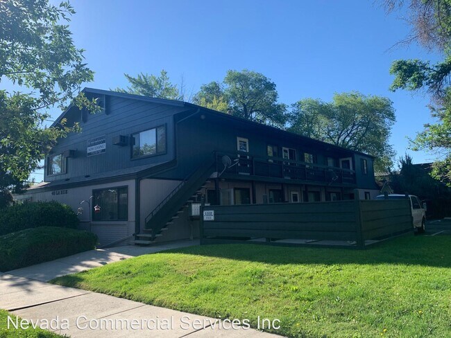 Building Photo - 40 La Rue Ave