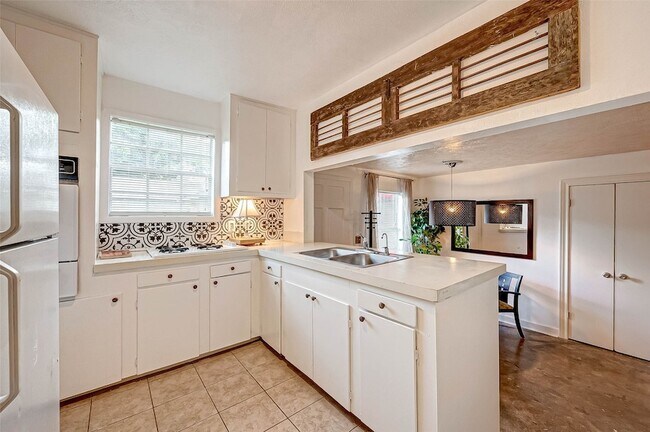 Foto del edificio - 6018 Berendo St