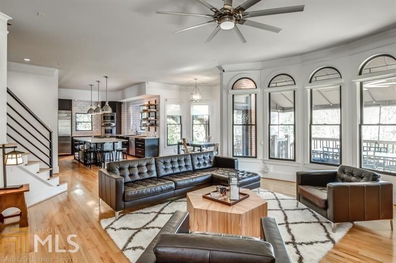 Foto principal - 427 Mill Creek Bend NE