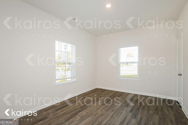 Foto del edificio - 7008 Pinehurst Way N