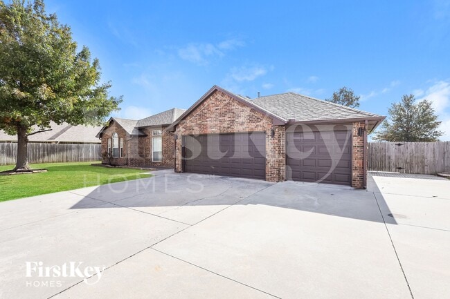 Building Photo - 116 SW 138th St