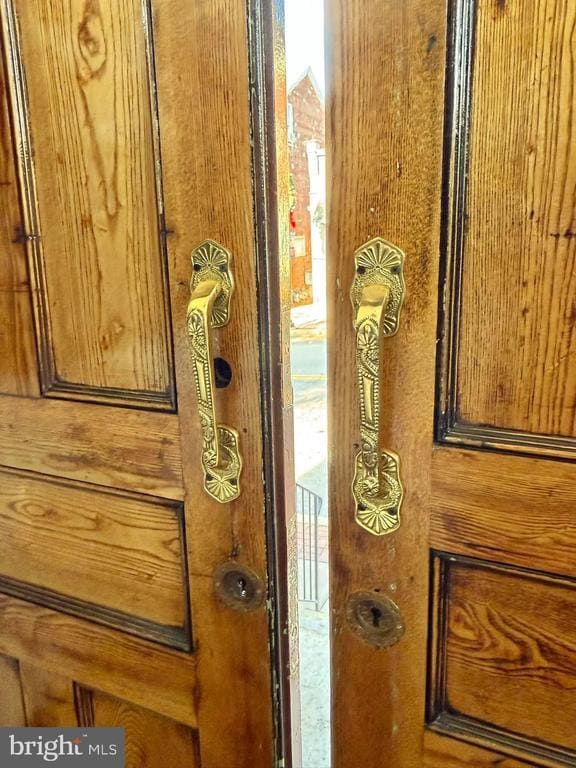 Building Photo - 230 Main St