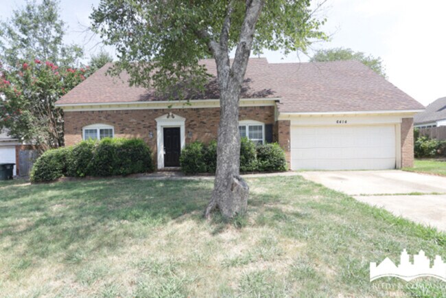 Building Photo - 6414 Golden Park Dr