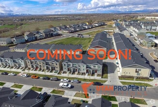 Building Photo - 1087 Emerald Pools Ln
