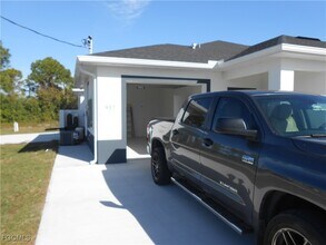 Building Photo - 937 Graystone Ave