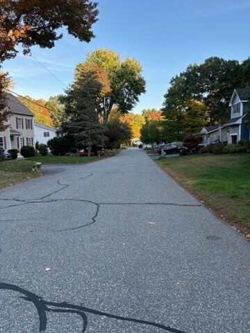 Building Photo - 2 Laurie Ln