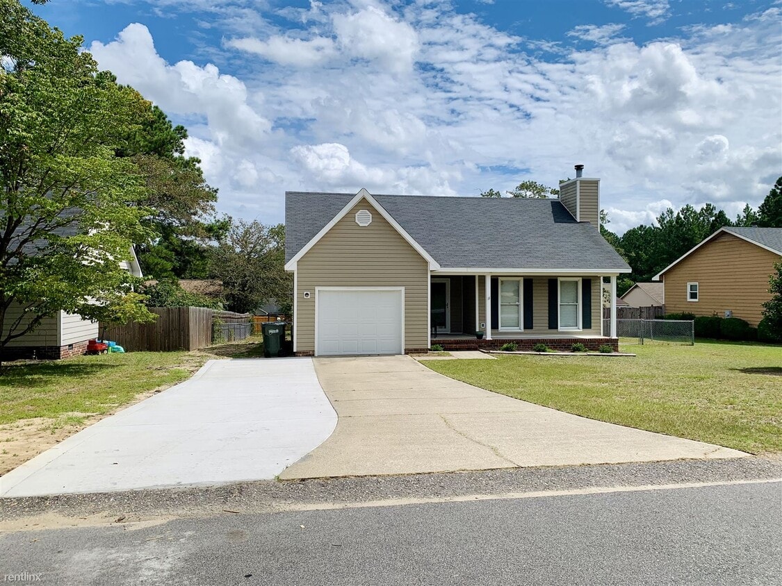 Primary Photo - 3 br, 2 bath House - 2109 Hutchins Place