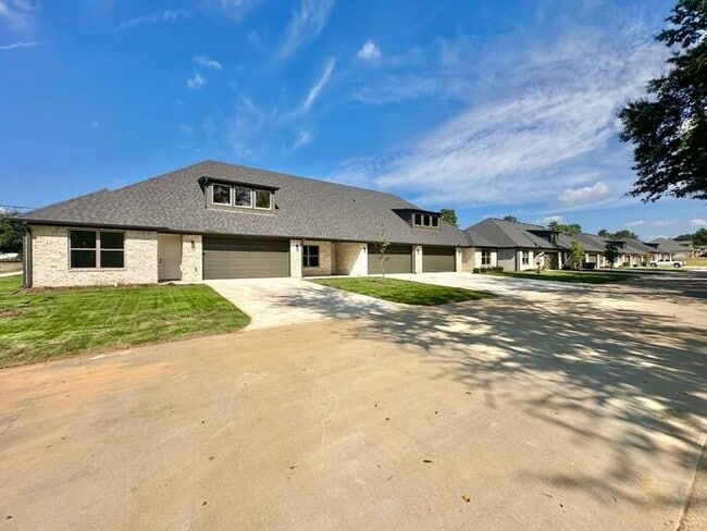 Building Photo - Tour Today! New Construction 4 Bed 2 Bath ...