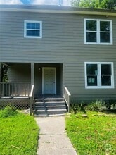 Building Photo - 332 7th Ave N