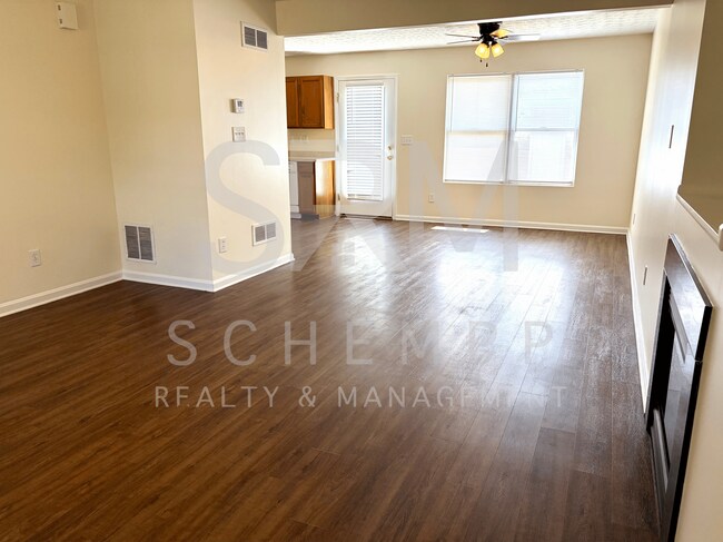 Foto del edificio - 7022 Shanty Creek Dr