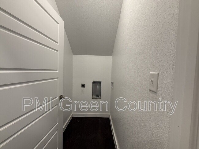 Foto del edificio - 13523 S Mingo Rd