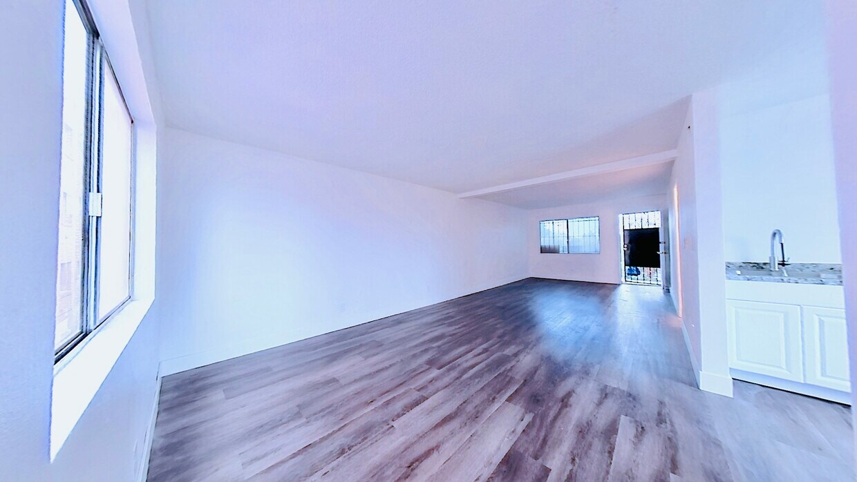 Foto principal - 929 Irolo St