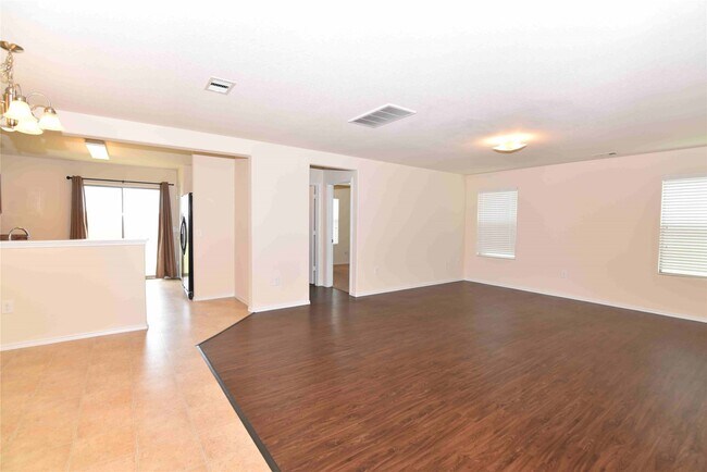 Foto del edificio - 21319 Finbury Oaks Ln