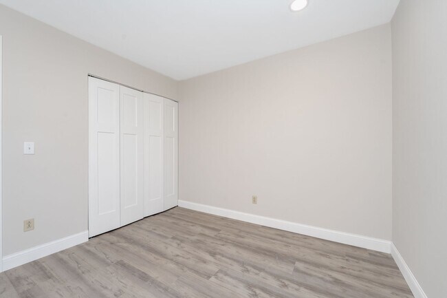 Foto del edificio - 7725 Timbercreek Ct