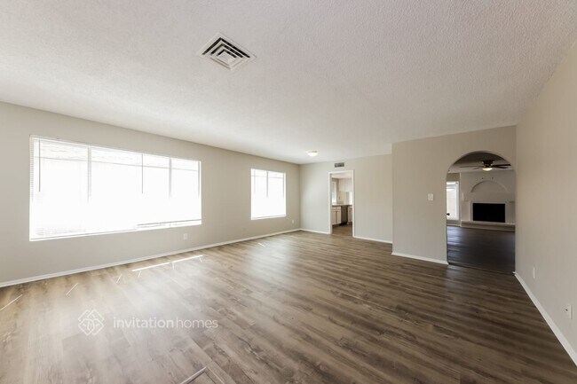 Foto del edificio - 4427 W Morrow Dr