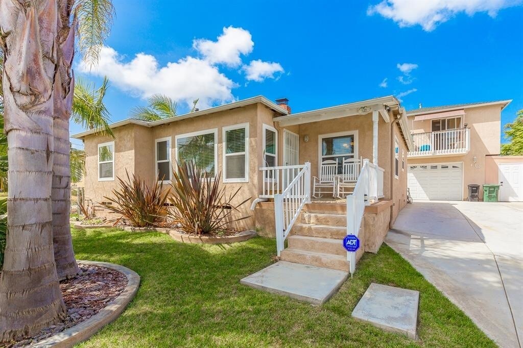 Building Photo - 138 Twin Oaks Cir