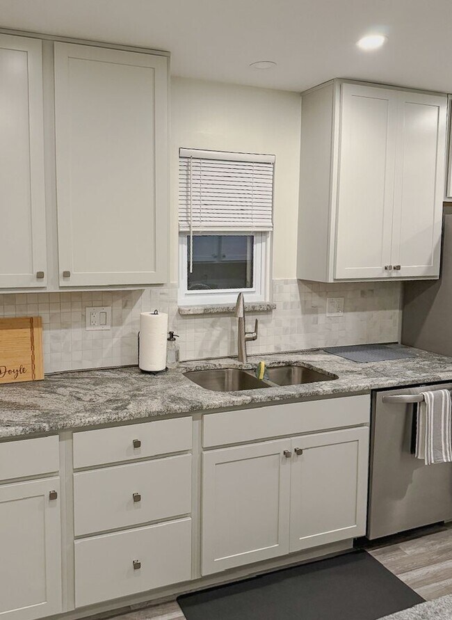 Foto del edificio - 27714 Hampden St