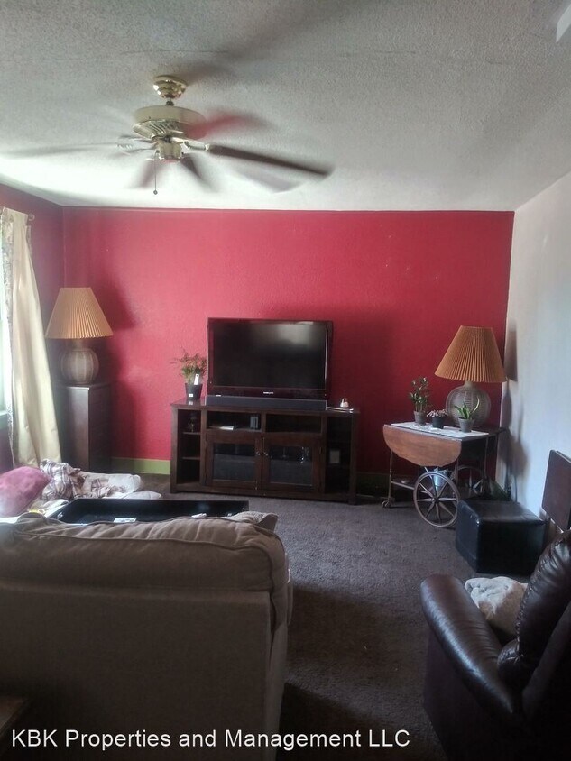 Foto del edificio - 4 br, 2 bath House - 251 Curtis Lane
