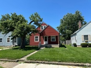 Building Photo - 338 N 16th Ave