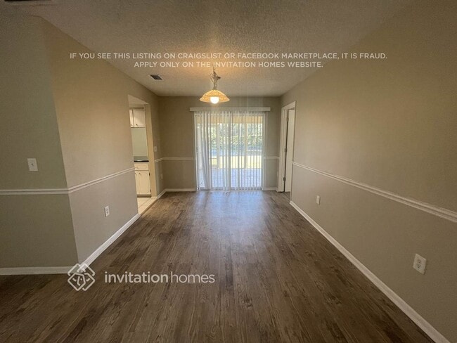 Foto del edificio - 1750 Country Meadows Dr