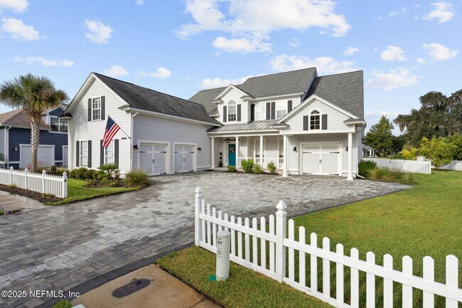 Foto del edificio - 1842 Paradise Moorings Blvd