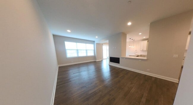 Building Photo - 10725 Clock Tower Dr