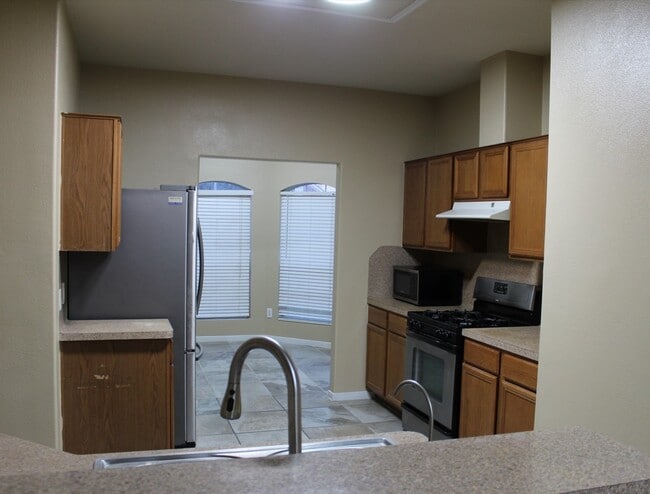 Building Photo - 19539 Harvest Stream Way