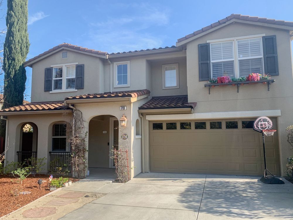 Primary Photo - 713 Portofino Pl