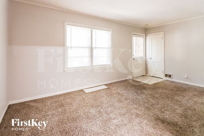 Foto del edificio - 9605 E 67 Terrace