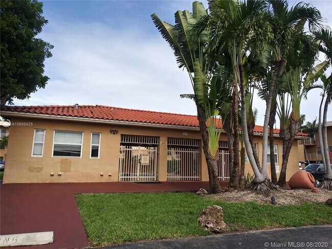 Foto del edificio - 7510 SW 152nd Ave