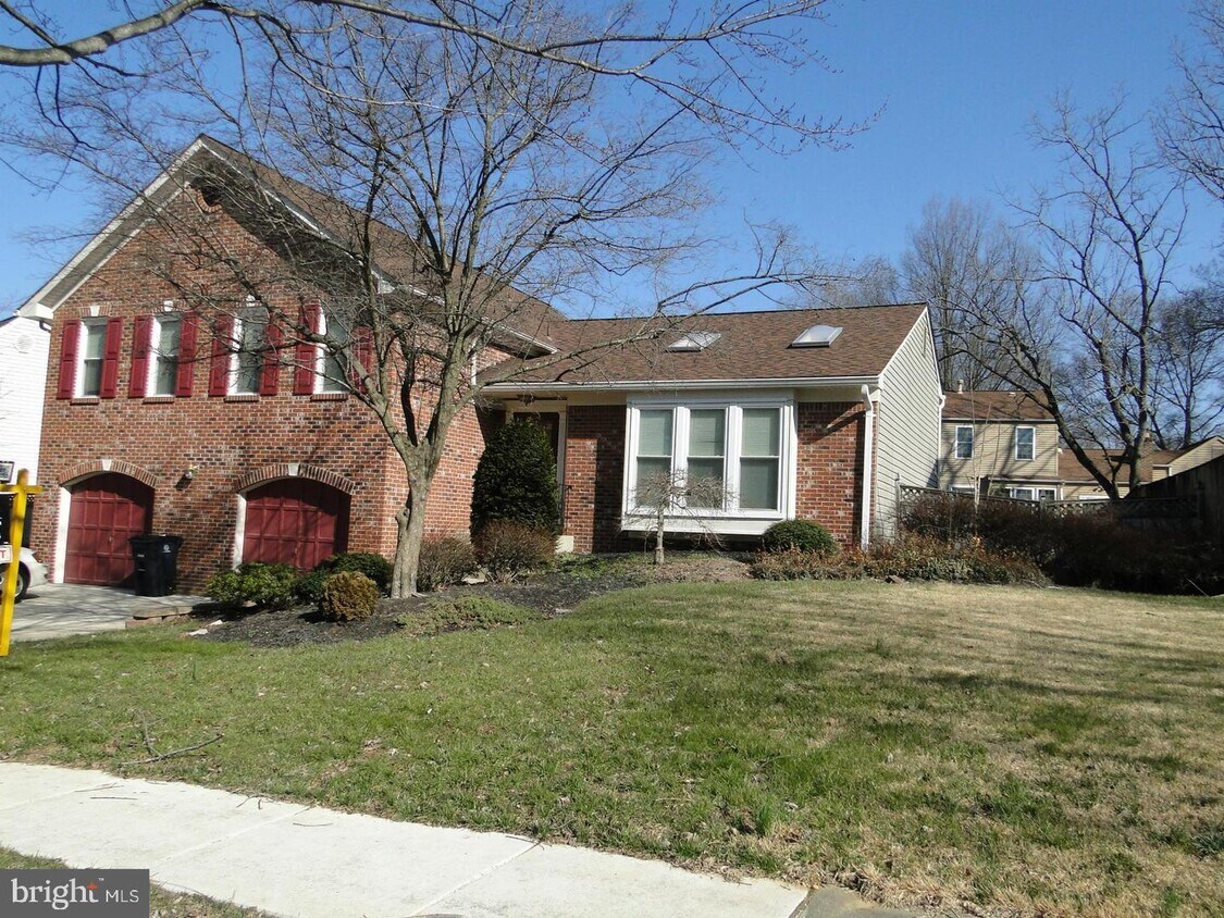 Primary Photo - 12312 Sir Lancelot Dr